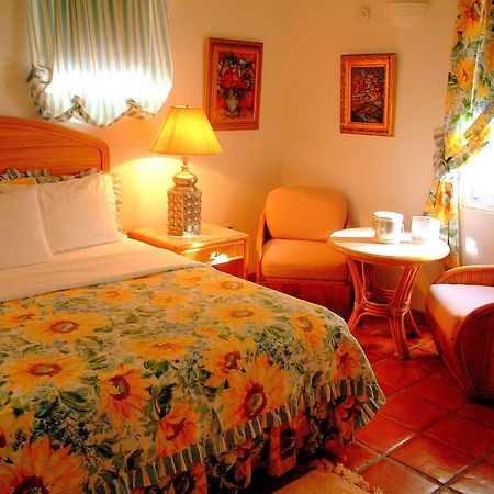 At Wind Chimes Boutique Hotel San Juan Exteriér fotografie