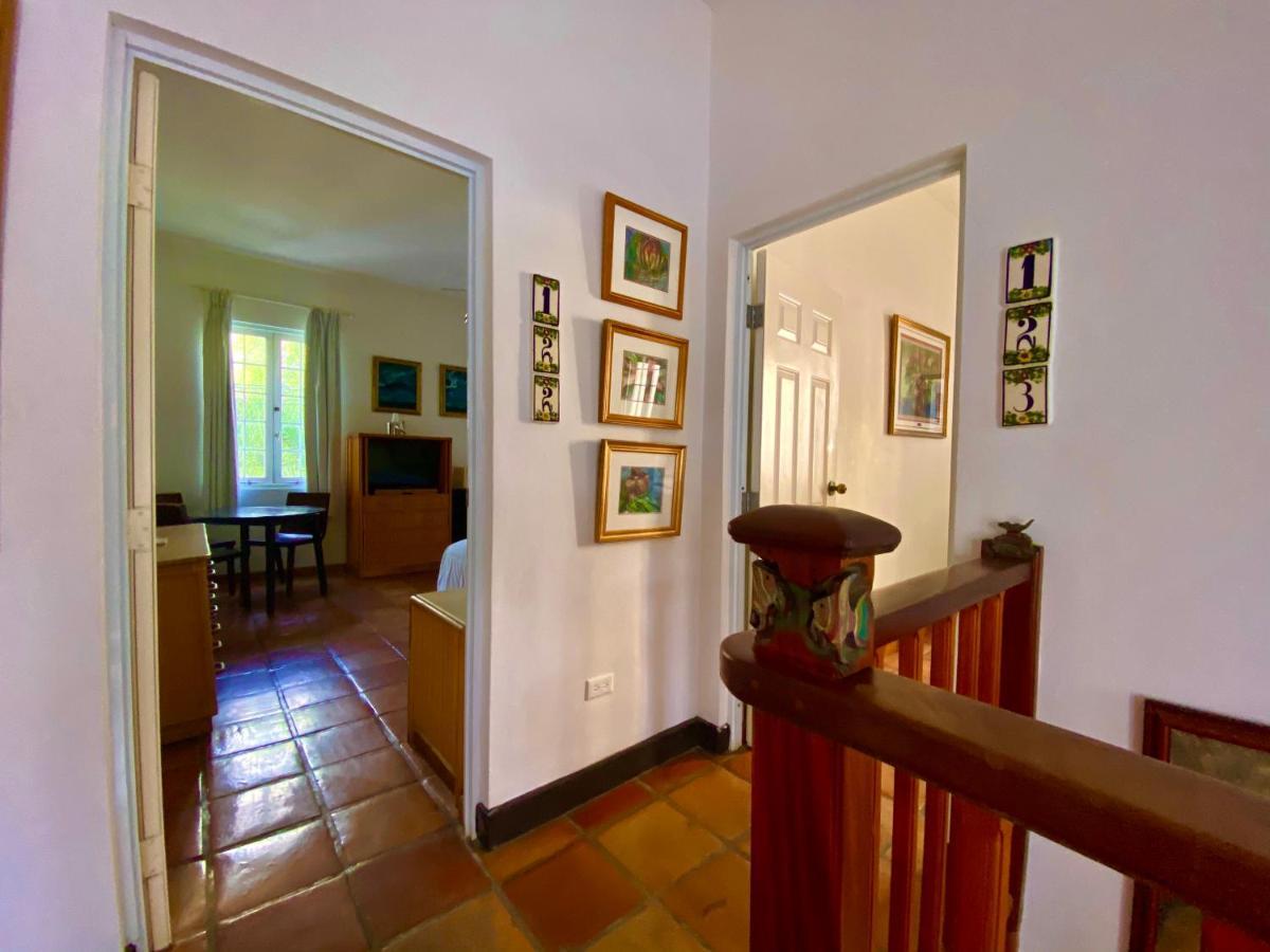 At Wind Chimes Boutique Hotel San Juan Exteriér fotografie