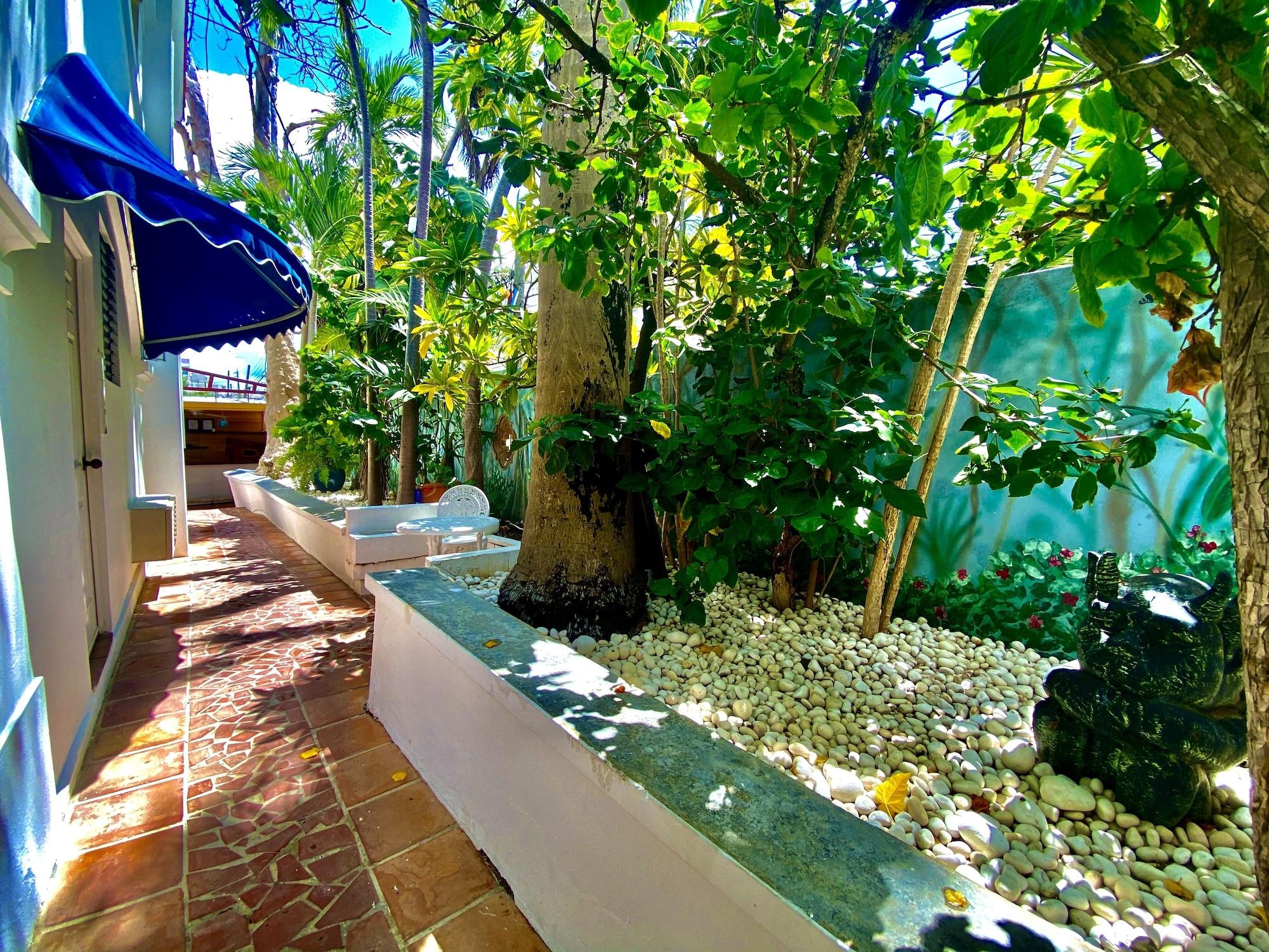 At Wind Chimes Boutique Hotel San Juan Exteriér fotografie